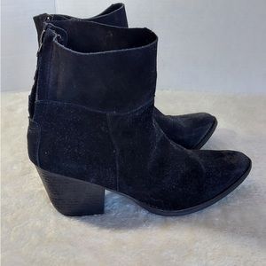 Matisse Shamus Black Suede Leather Angular Block Heel Ankle Boots WIDE
